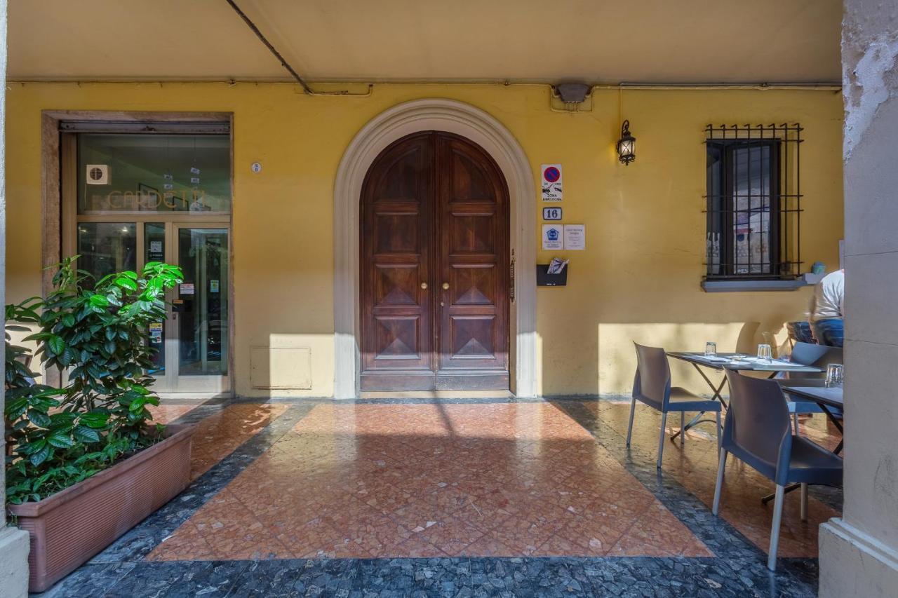 Accademia Delle Belle Arti University Apartment Болонья Екстер'єр фото